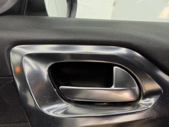 Peugeot 2008 1.6 BlueHDi Allure Euro 6 5dr