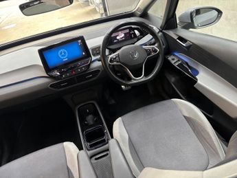 Volkswagen ID.3 Pro Performance 58kWh Family Auto 5dr