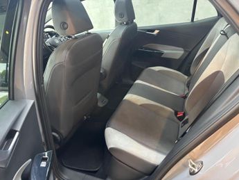 Volkswagen ID.3 Pro Performance 58kWh Family Auto 5dr
