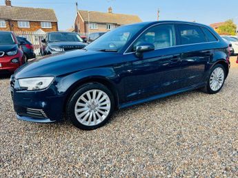 Audi A3 1.4 TFSI e-tron Sportback e-S Tronic Euro 6 5dr 8.8kWh