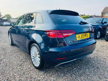 Audi A3 1.4 TFSI e-tron Sportback e-S Tronic Euro 6 5dr 8.8kWh