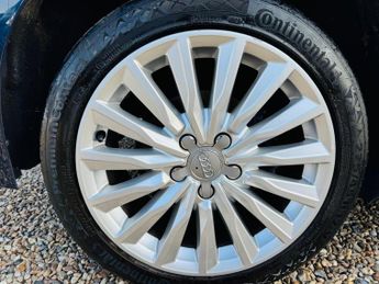 Audi A3 1.4 TFSI e-tron Sportback e-S Tronic Euro 6 5dr 8.8kWh