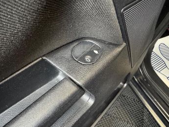 Ford Fusion 1.4 2 Durashift EST 5dr