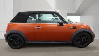 MINI Convertible 1.6 One Steptronic Euro 5 2dr