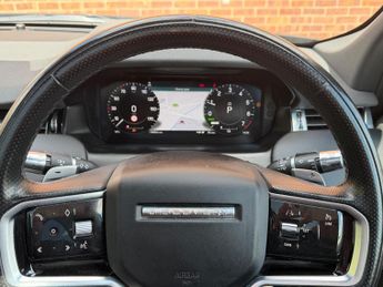 Land Rover Discovery Sport 1.5 P300e 12.2kWh R-Dynamic SE Auto 4WD Euro 6 (s/s) 5dr