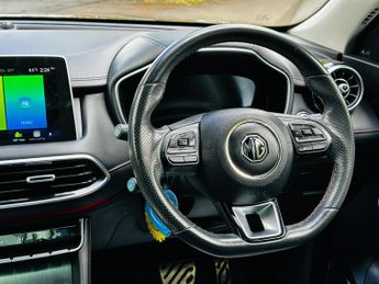 MG MG HS 1.5 T-GDI 16.6kWh Exclusive SUV 5dr Petrol Plug-in Hybrid Auto E