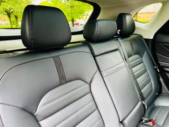 MG MG HS 1.5 T-GDI 16.6kWh Exclusive SUV 5dr Petrol Plug-in Hybrid Auto E