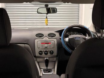 Ford Focus 1.6 Zetec 5dr