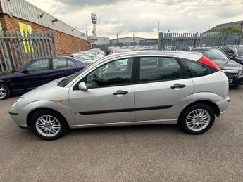 Ford Focus 1.8i 16v LX 5dr (sun roof)