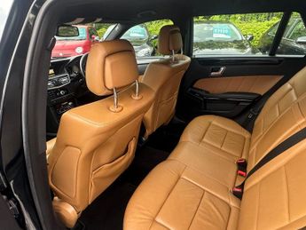 Mercedes-Benz E Class 2.1 E250 CDI BlueEfficiency Avantgarde Tiptronic Euro 5 5dr