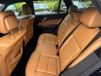 Mercedes-Benz E Class 2.1 E250 CDI BlueEfficiency Avantgarde Tiptronic Euro 5 5dr