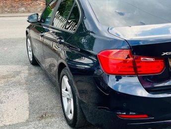BMW 3 Series 2.0 320d SE Auto xDrive Euro 5 (s/s) 4dr