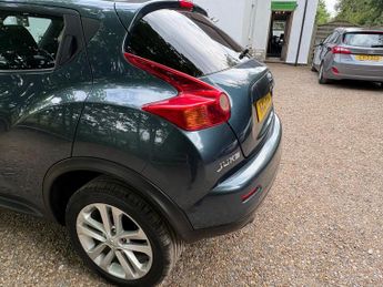 Nissan Juke 1.6 Acenta CVT Euro 5 5dr