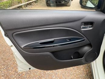 Mitsubishi Mirage 1.2 Juro Euro 6 (s/s) 5dr