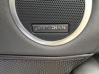 Land Rover Discovery 3.0 TD V6 HSE Auto 4WD Euro 6 (s/s) 5dr
