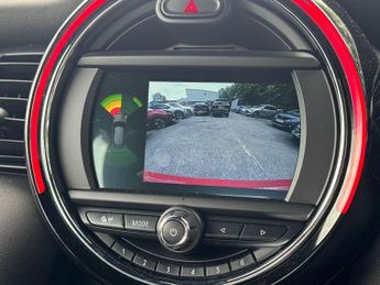 MINI Hatch 2.0 Cooper S Exclusive Steptronic Euro 6 (s/s) 3dr