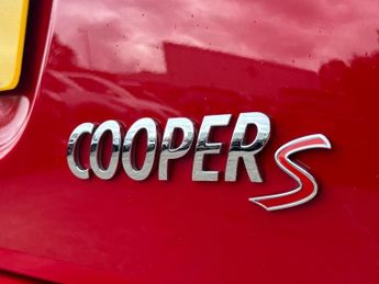 MINI Hatch 2.0 Cooper S Exclusive Steptronic Euro 6 (s/s) 3dr