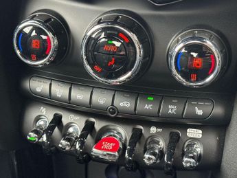 MINI Hatch 2.0 Cooper S Exclusive Steptronic Euro 6 (s/s) 3dr