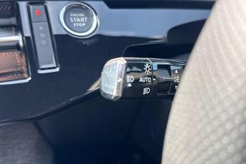 Peugeot E-3008 73kWh GT SUV 5dr Electric Auto (210 ps)
