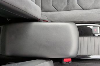 Citroen e-C4 50kWh Shine Plus Auto 5dr (7.4kW Charger)