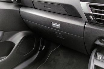 Citroen e-C4 50kWh Shine Plus Auto 5dr (7.4kW Charger)