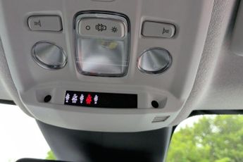 Citroen e-C4 50kWh Shine Plus Auto 5dr (7.4kW Charger)