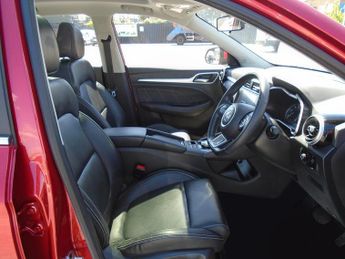 MG MG ZS 44.5kWh Exclusive Auto 5dr