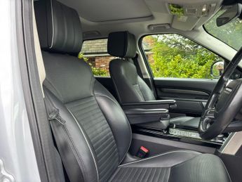 Land Rover Discovery 3.0 TD V6 HSE Luxury Auto 4WD Euro 6 (s/s) 5dr
