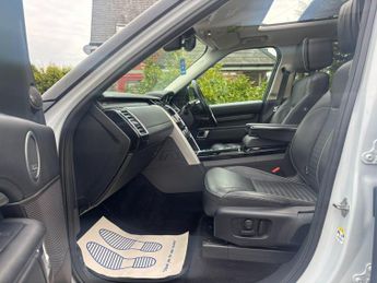 Land Rover Discovery 3.0 TD V6 HSE Luxury Auto 4WD Euro 6 (s/s) 5dr