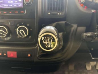 Peugeot Boxer 2.2 BlueHDi 333 Professional Panel Van 5dr Diesel Manual L1 H1 E