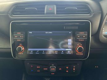 Nissan Leaf 40kWh Acenta Hatchback 5dr Electric Auto (150 ps)