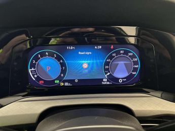 Volkswagen Golf 1.5 eTSI MHEV Life Estate 5dr Petrol Hybrid DSG Euro 6 (s/s) (15