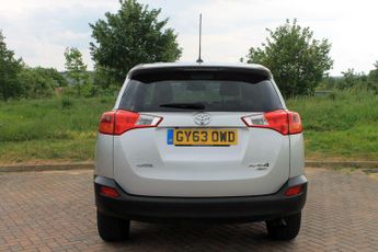 Toyota RAV4 2.0 V-Matic Icon Multidrive S 4WD Euro 5 5dr
