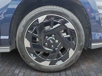 Hyundai Kona 65.4kWh N-Line 5dr Automatic