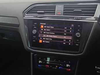 Volkswagen Tiguan 1.4 TSI 13kWh R-Line SUV 5dr Petrol Plug-in Hybrid DSG Euro 6 (s