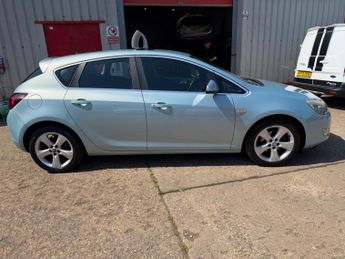 Vauxhall Astra 1.6 16v SRi Auto Euro 5 5dr
