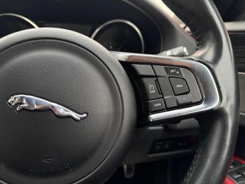 Jaguar XF 3.0 V6 S Auto Euro 6 (s/s) 4dr