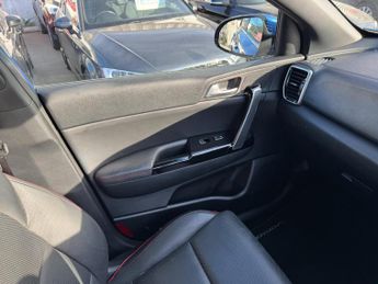Kia Sportage 1.6 T-GDi GT-Line DCT AWD Euro 6 (s/s) 5dr