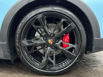 Porsche Taycan Performance Plus 93.4kWh 4S Cross Turismo Auto 4WD 5dr (11kW Cha