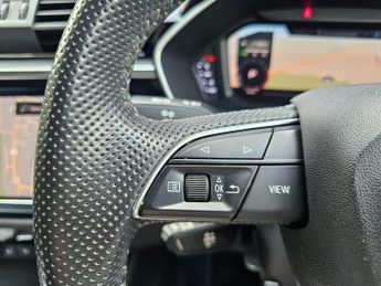 Audi Q3 1.5 TFSI CoD 35 S line S Tronic Euro 6 (s/s) 5dr