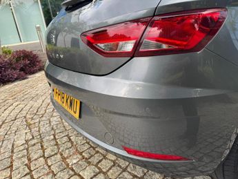 SEAT Leon 1.6 TDI SE Dynamic Technology DSG Euro 6 (s/s) 5dr
