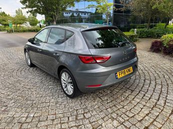 SEAT Leon 1.6 TDI SE Dynamic Technology DSG Euro 6 (s/s) 5dr