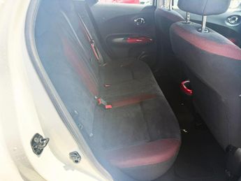 Nissan Juke 1.6 Acenta Premium Euro 5 (s/s) 5dr