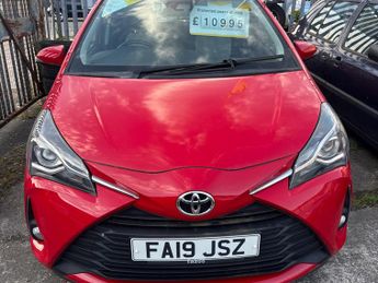 Toyota Yaris 1.5 VVT-i Icon Tech Euro 6 5dr