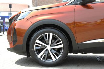 Peugeot 5008 1.2 PureTech Allure Premium + EAT Euro 6 (s/s) 5dr