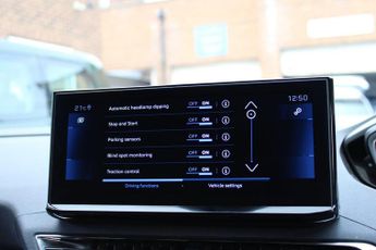 Peugeot 5008 1.2 PureTech Allure Premium + EAT Euro 6 (s/s) 5dr