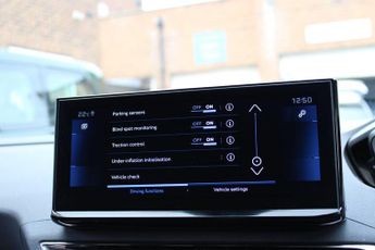 Peugeot 5008 1.2 PureTech Allure Premium + EAT Euro 6 (s/s) 5dr