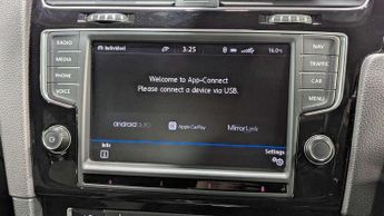 VOLKSWAGEN GOLF 2.0 Golf R DSG 4WD 3dr