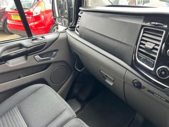 Ford Transit Custom 2.0 300 EcoBlue Limited Crew Van Auto L1 H1 Euro 6 (s/s) 5dr