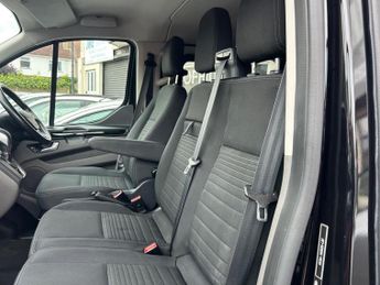 Ford Transit Custom 2.0 300 EcoBlue Limited Crew Van Auto L1 H1 Euro 6 (s/s) 5dr